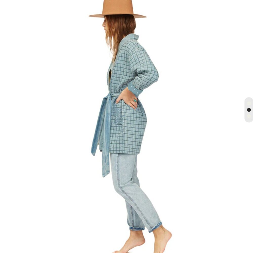 Billabong x Wrangler cardigan Down to Earth Quilted Denim Kimono Jacket. Size M.